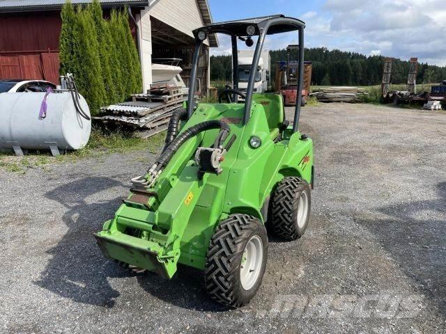 Avant M420 Mini loaders