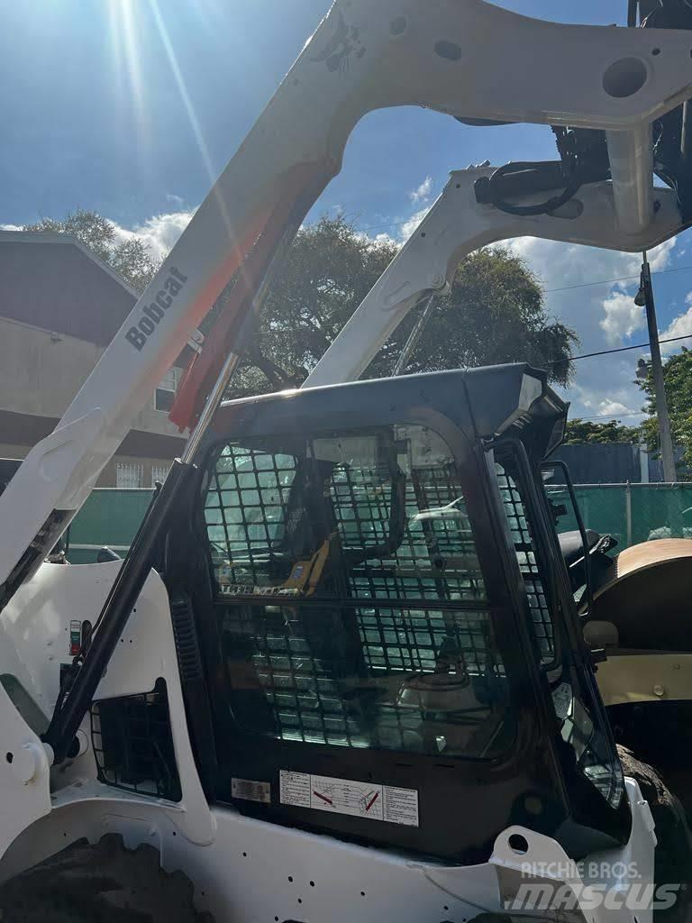 Bobcat S510 Skid steer loaders