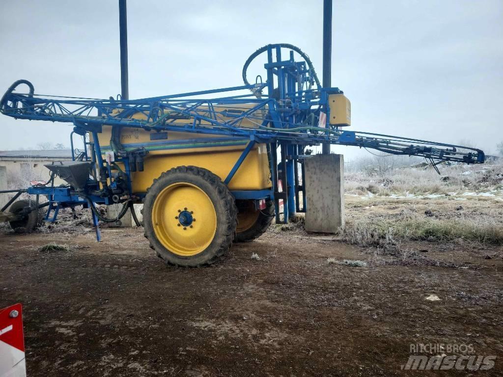  Greenpon Pony 3000 Trailed sprayers