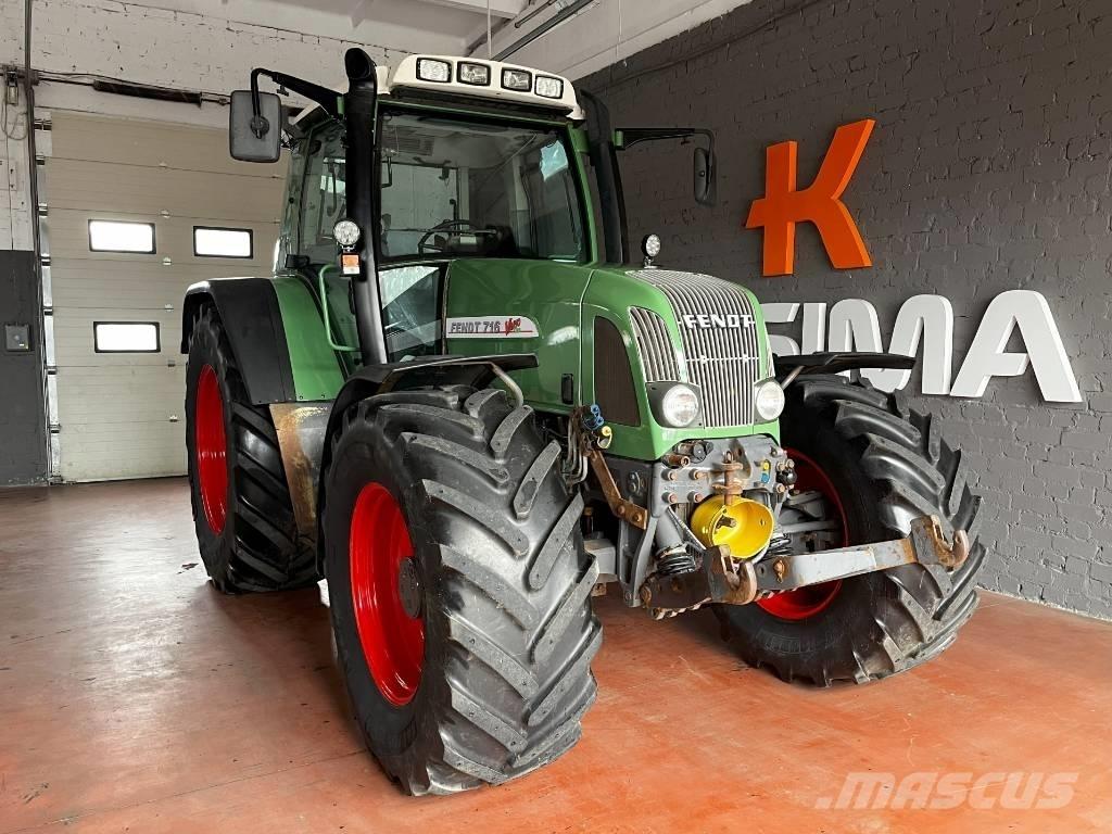 Fendt 716 Vario Tractors