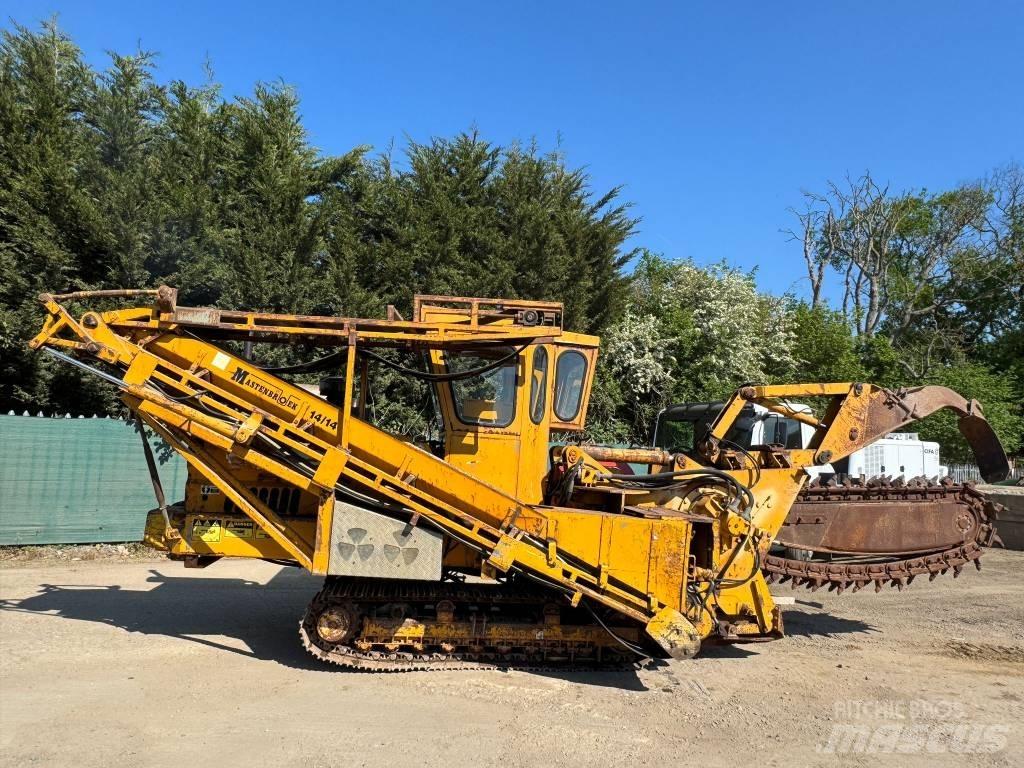 Mastenbroek 14/14 Trenchers