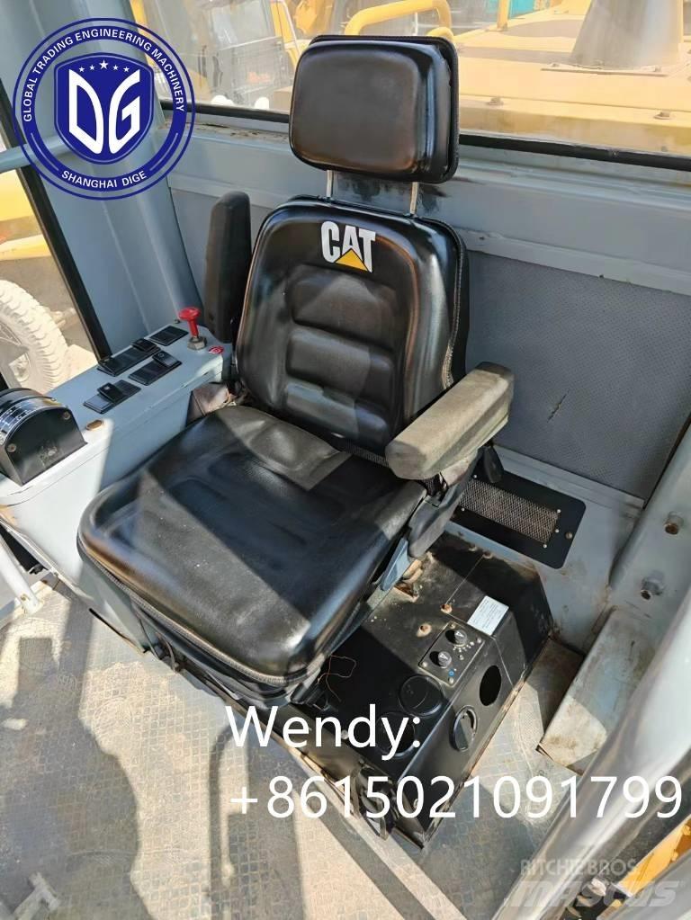 CAT CAT140K Graders