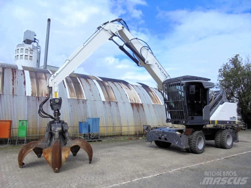 Fuchs MHL 320 Waste / industry handlers