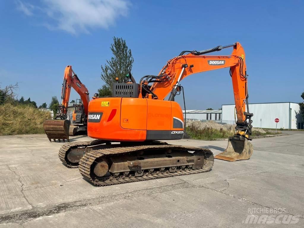 Doosan DX 235 LCR-5 Crawler excavators