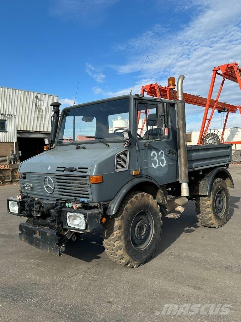 Unimog U 1400 Tractor Units