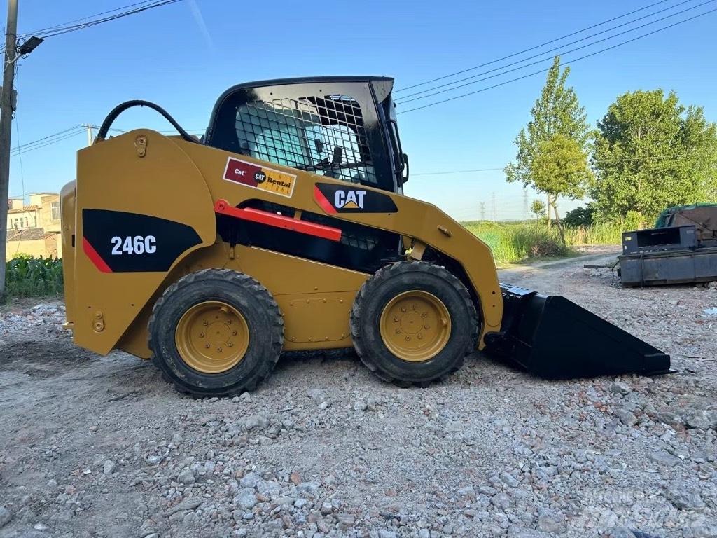 CAT 246 C Skid steer loaders