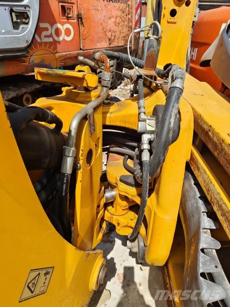 JCB 3 CX Backhoe loaders