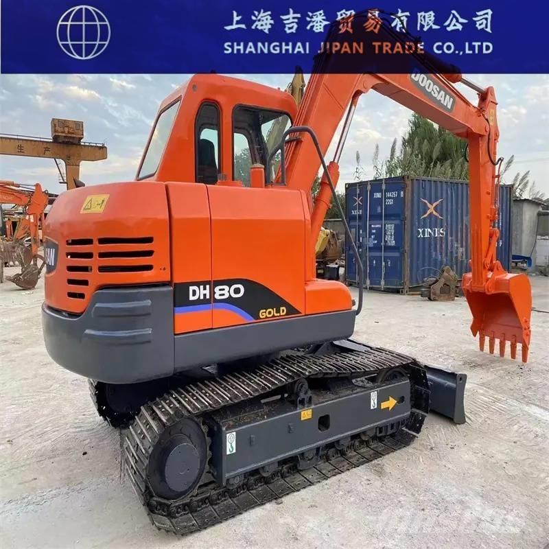 Doosan DH 80 Midi excavators  7t - 12t