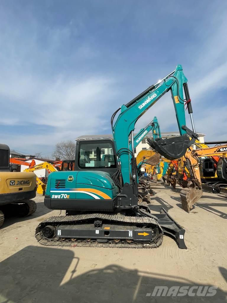 Sunward SWE 70 Midi excavators  7t - 12t