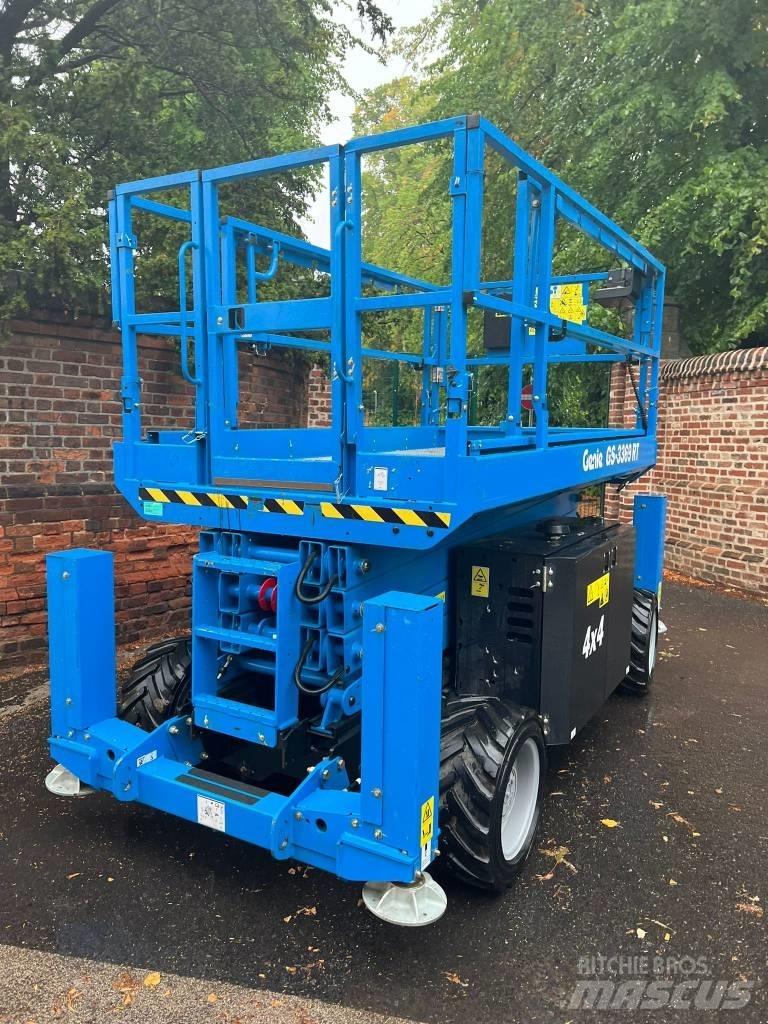 Genie GS 3369 RT Scissor lifts