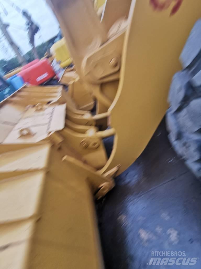 CAT 938F Wheel loaders