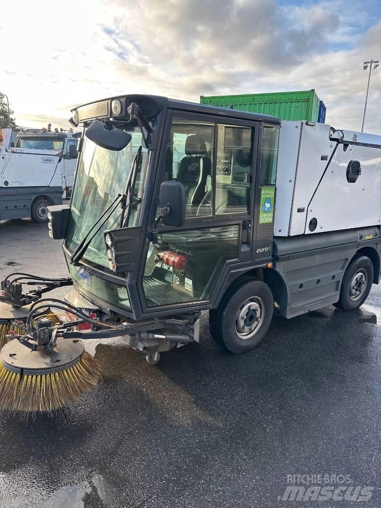 Schmidt Swingo 200 Sweepers