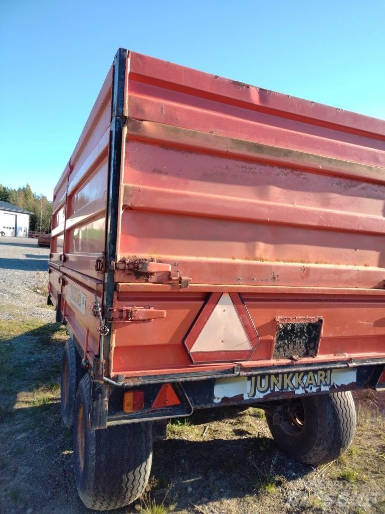 Junkkari 90 Tipper trailers