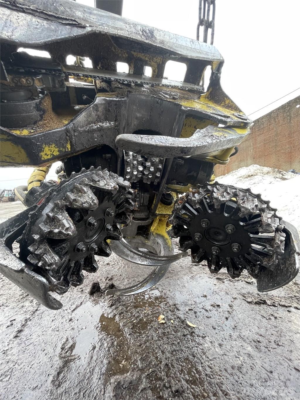 John Deere 1070G Harvesters