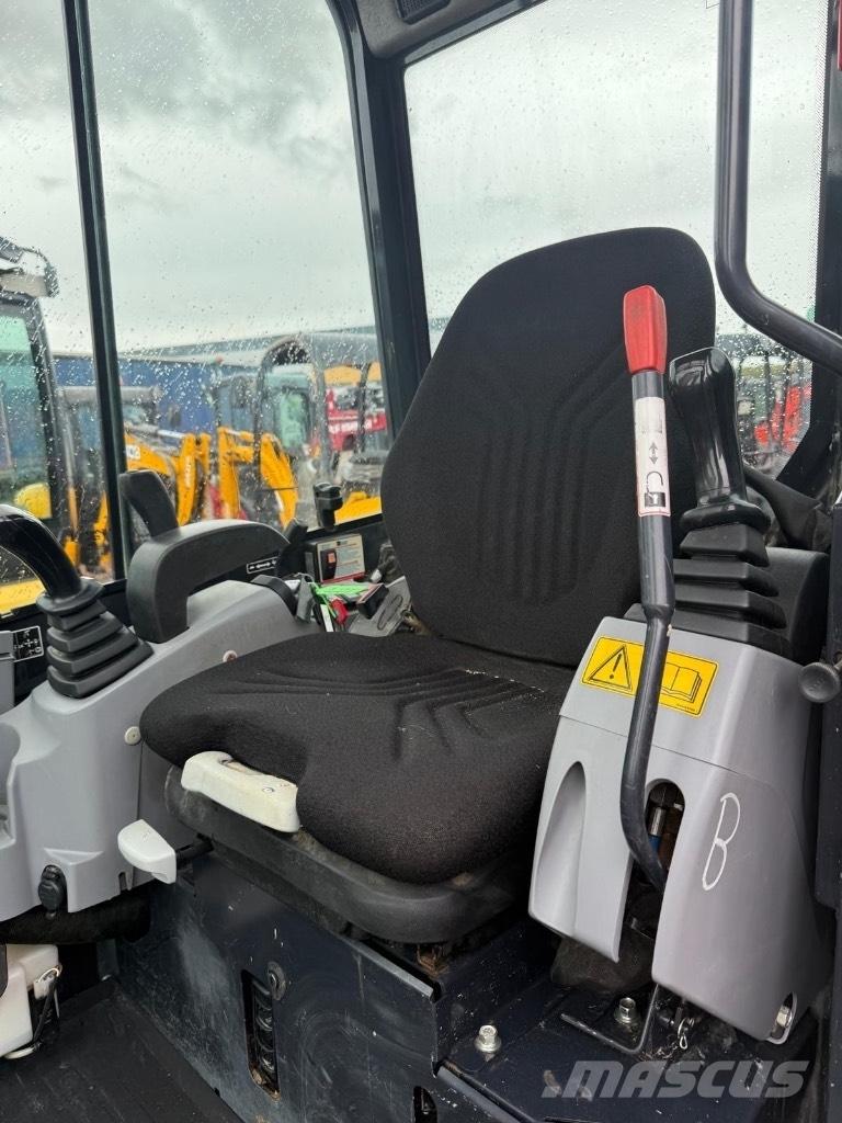 Kubota U 27-4 Mini excavators < 7t (Mini diggers)