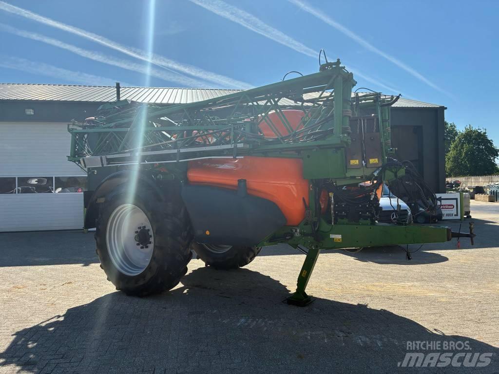 Amazone UX 4200 Trailed sprayers
