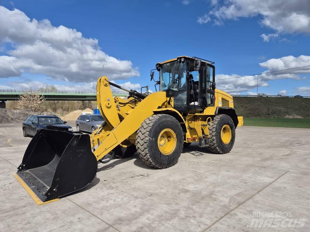 CAT 926M Wheel loaders