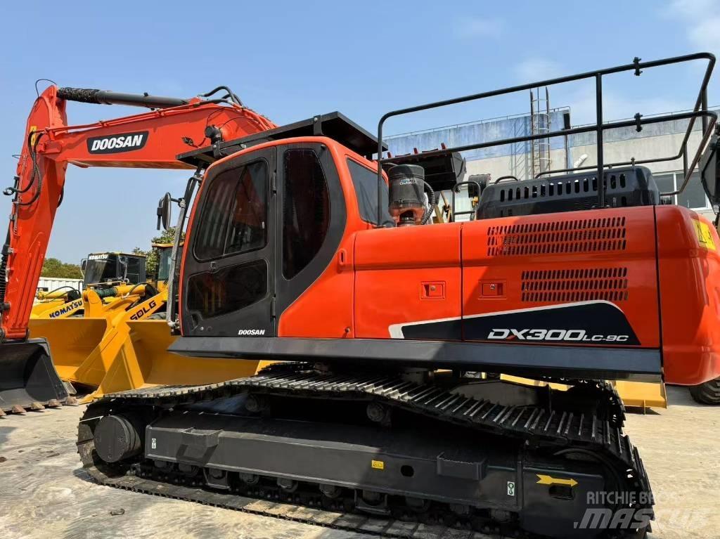 Doosan DX 300 LC-9C Crawler excavators