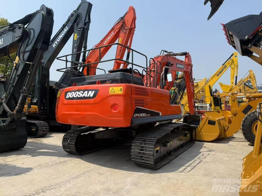 Doosan DX 300 LC-9C Crawler excavators