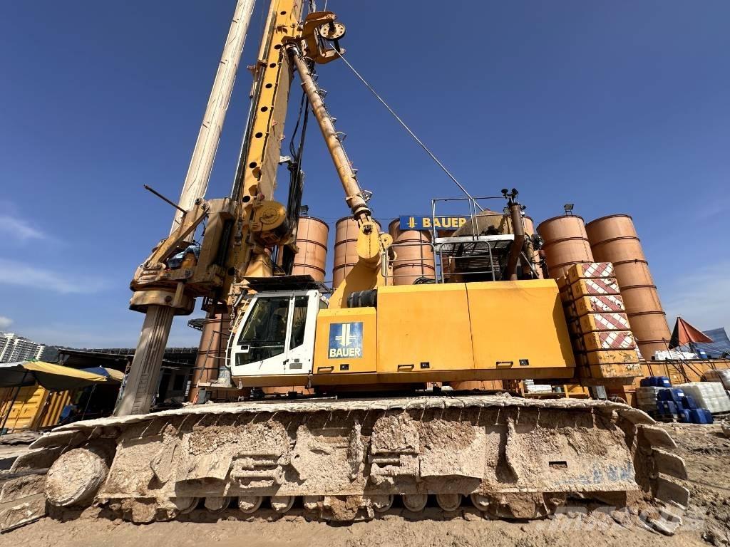Bauer BG 48 rig.plus Heavy drills
