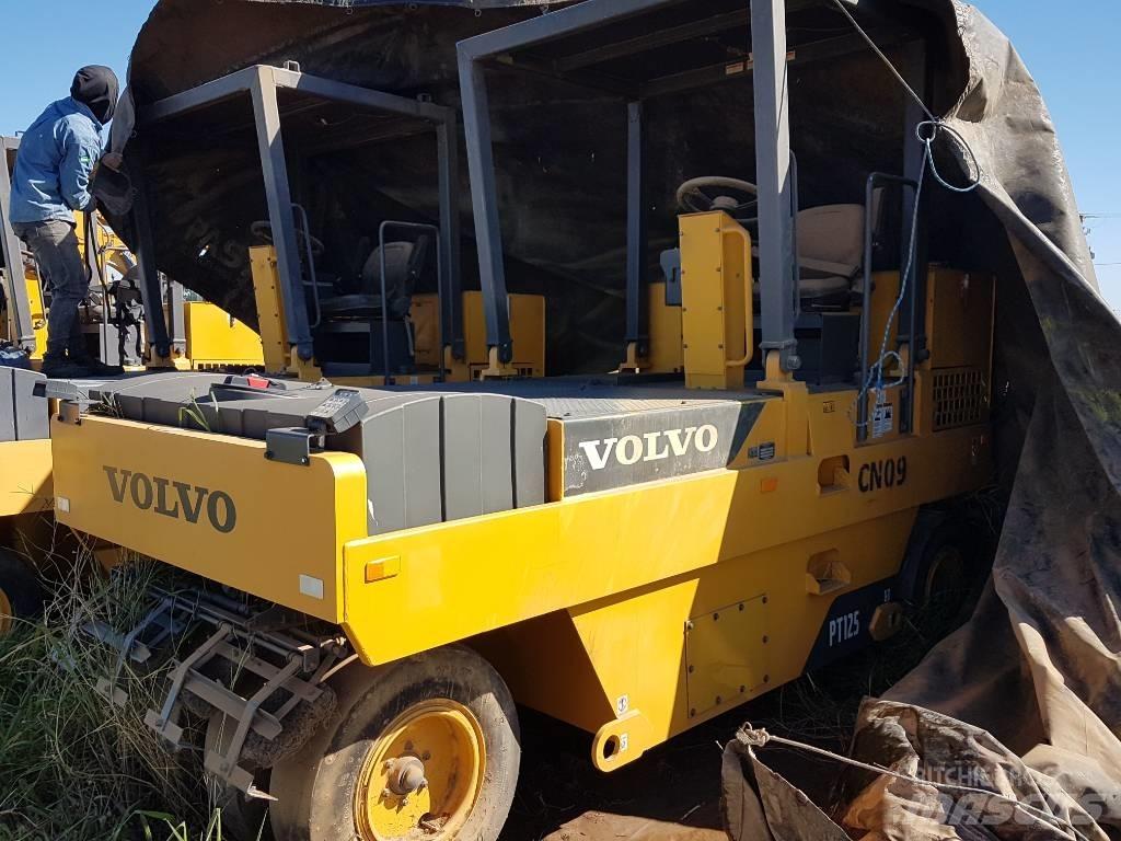 Volvo PT 125 Pneumatic tired rollers