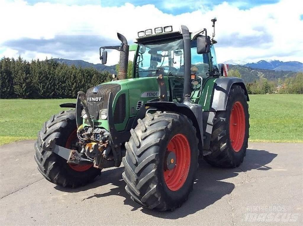 Fendt 820 Tractors