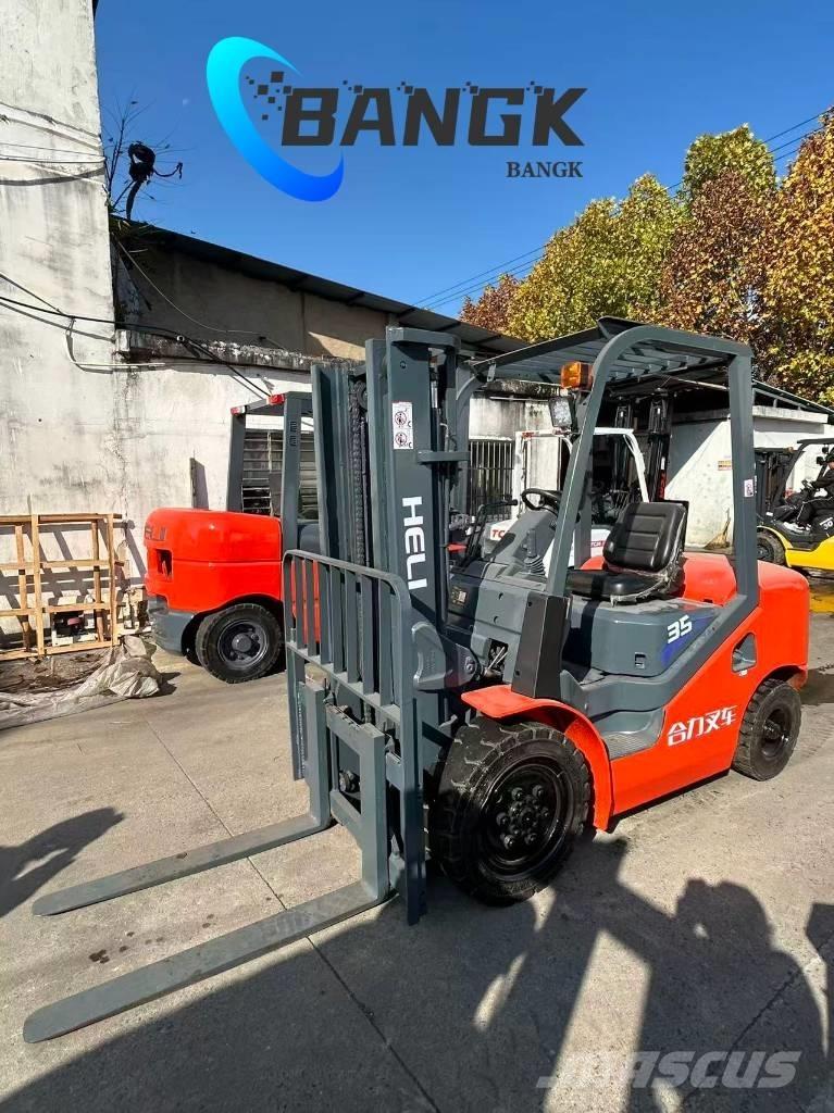 Heli CPCD 35 Diesel trucks