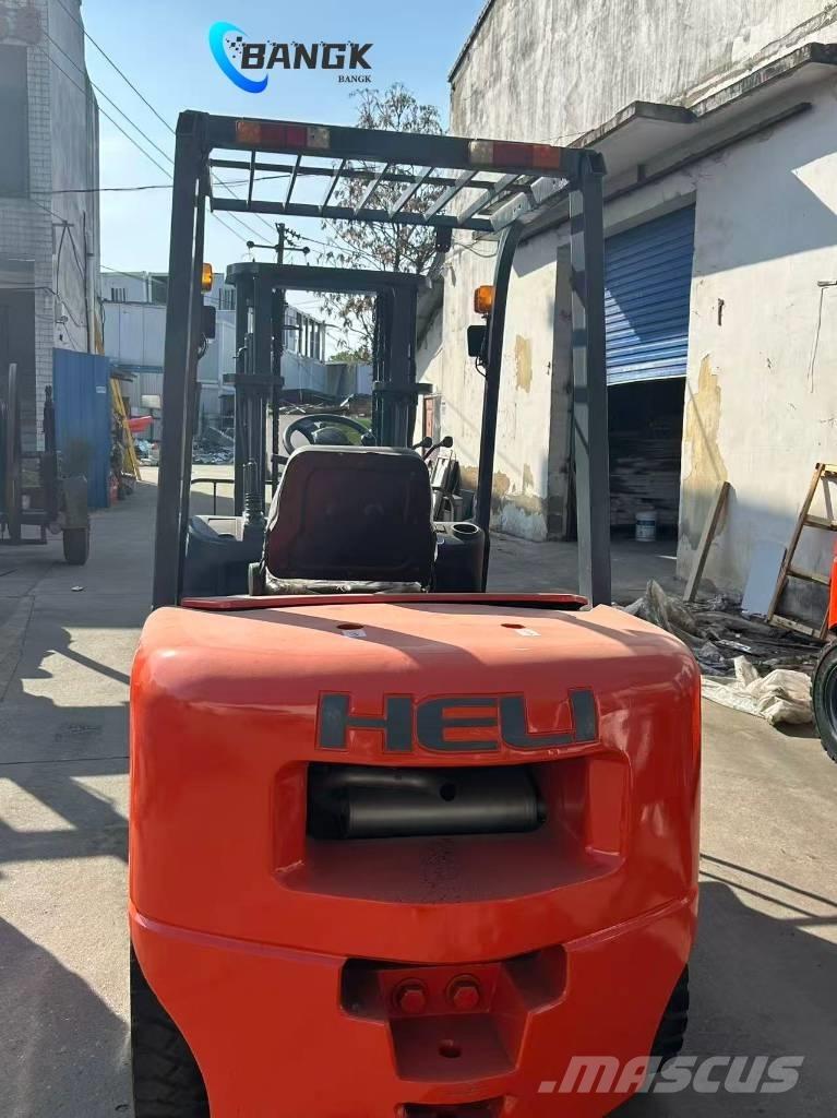 Heli CPCD 35 Diesel trucks