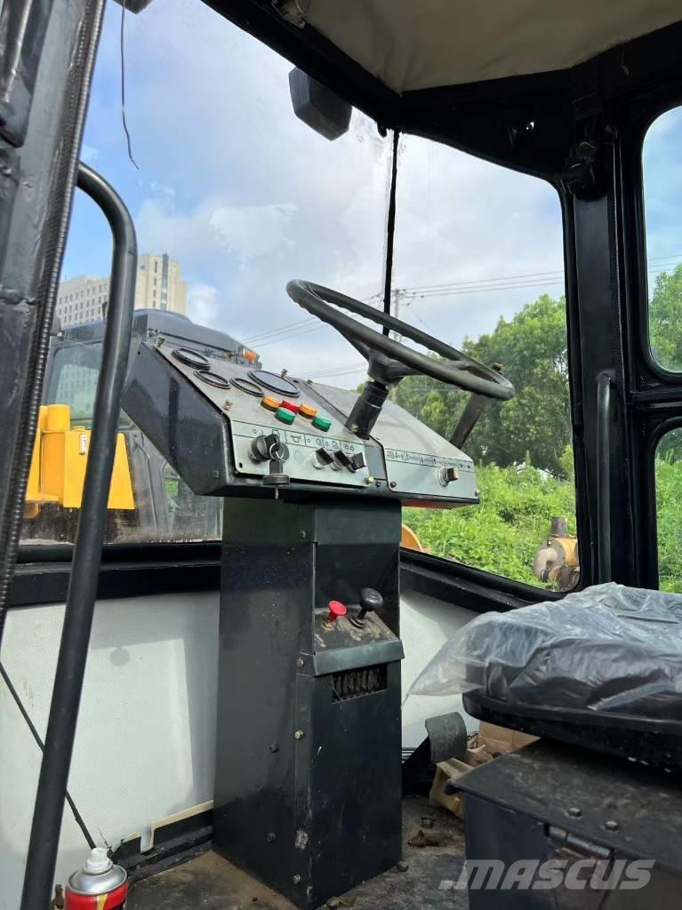 Dynapac CA25D Single drum rollers