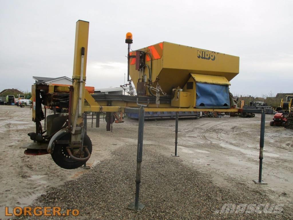 Nido N03-1.5 Sand and salt spreaders