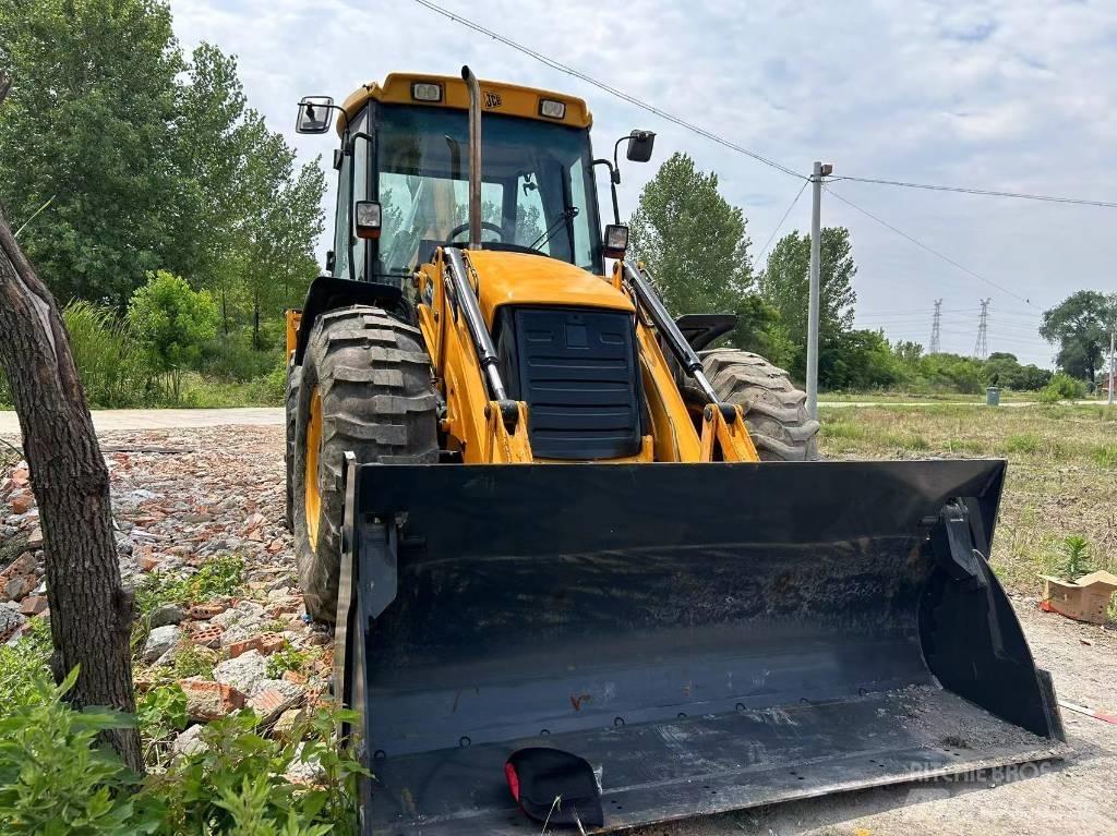JCB 4 CX Backhoe loaders