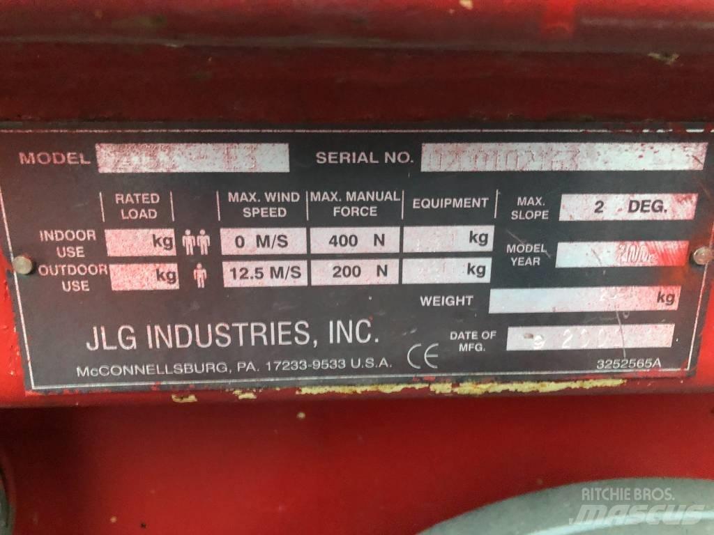 JLG 2030 F3    V-3409 Vertical mast lifts