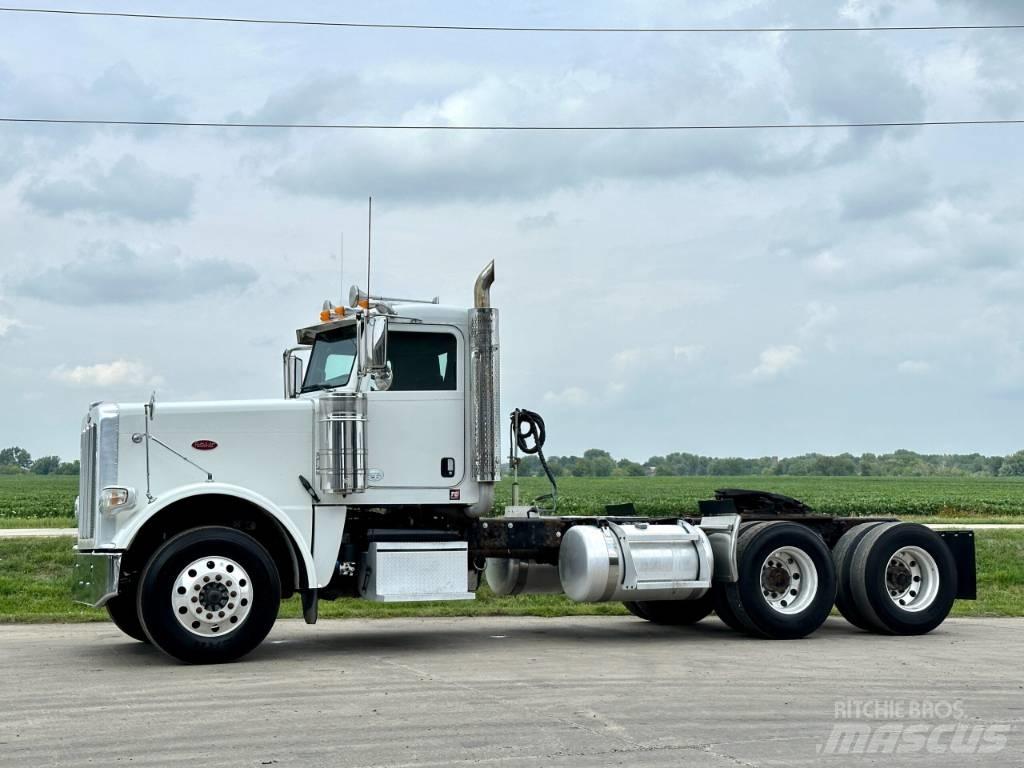 Peterbilt 389 Tractor Units