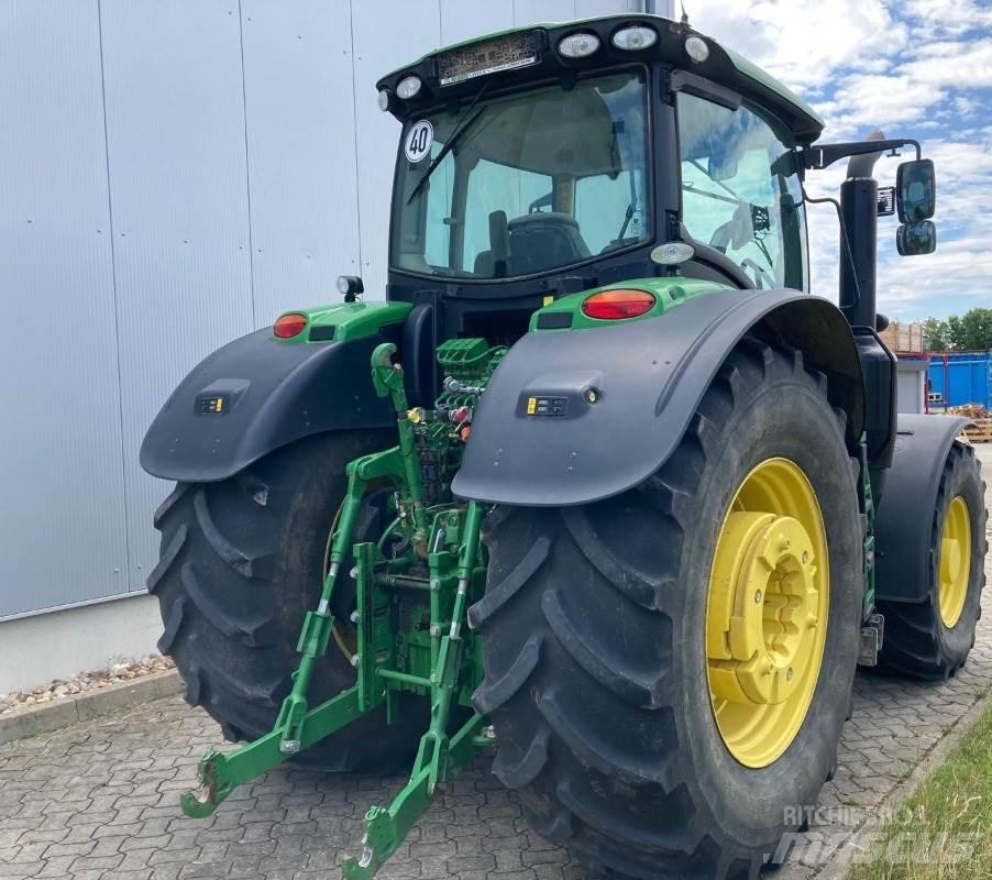 John Deere 6250R Tractors