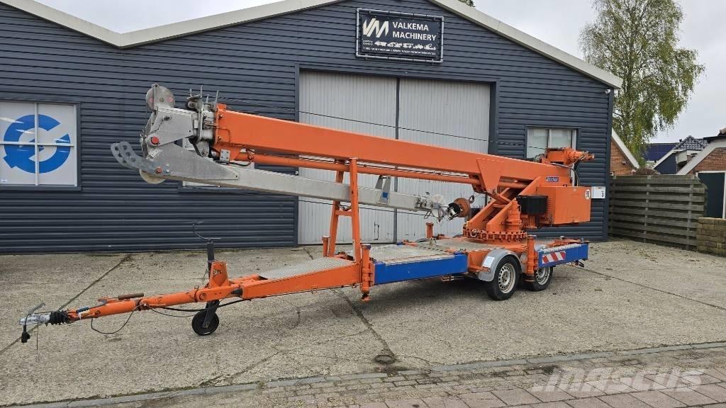 Böcker AHK 27/1000 All terrain cranes