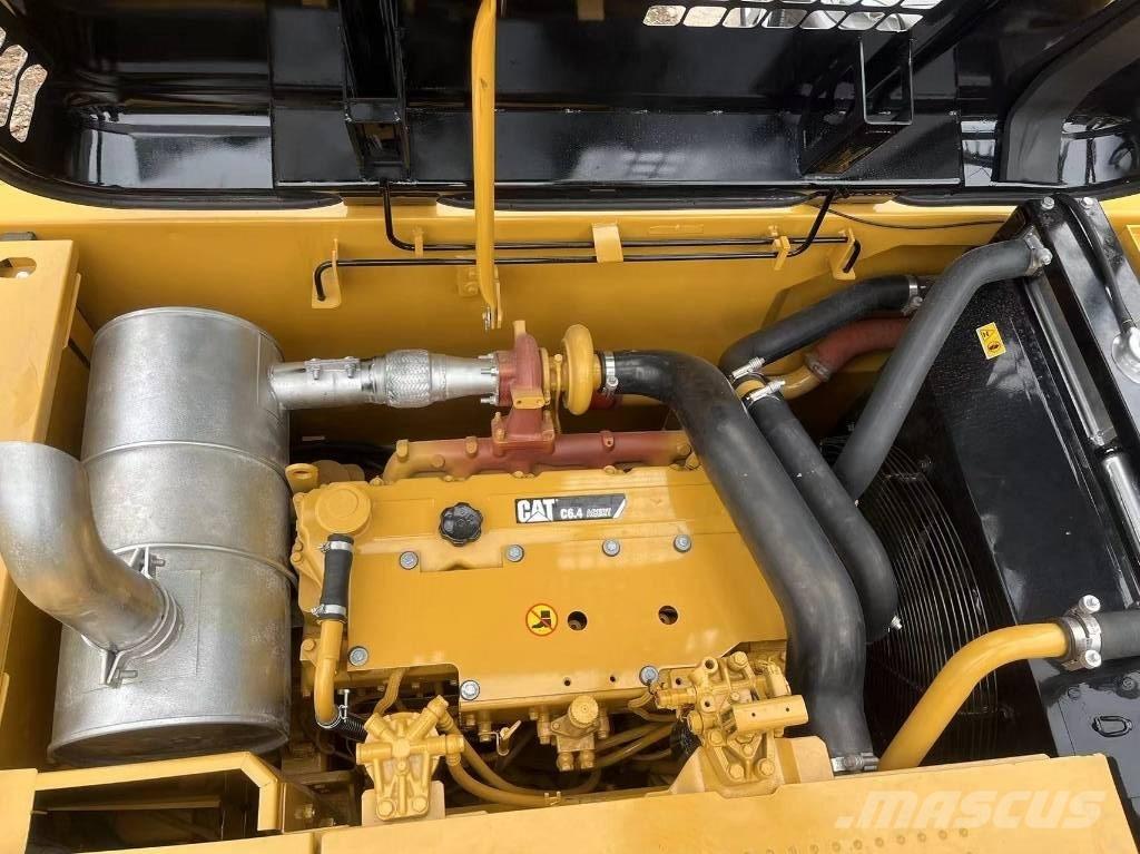 CAT 320 D2 Crawler excavators