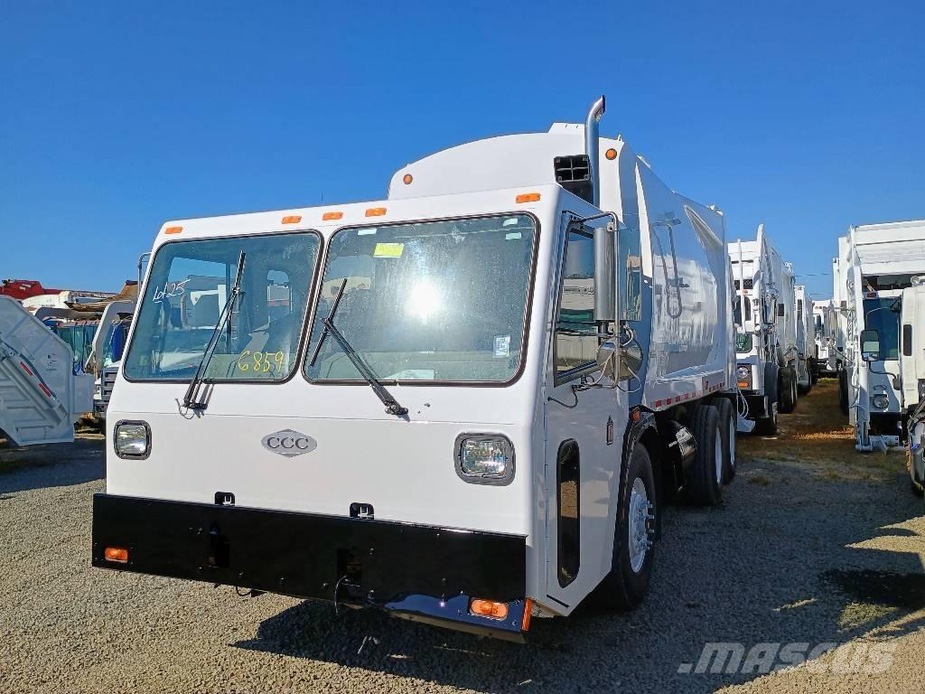 Crane Carrier LE Waste trucks