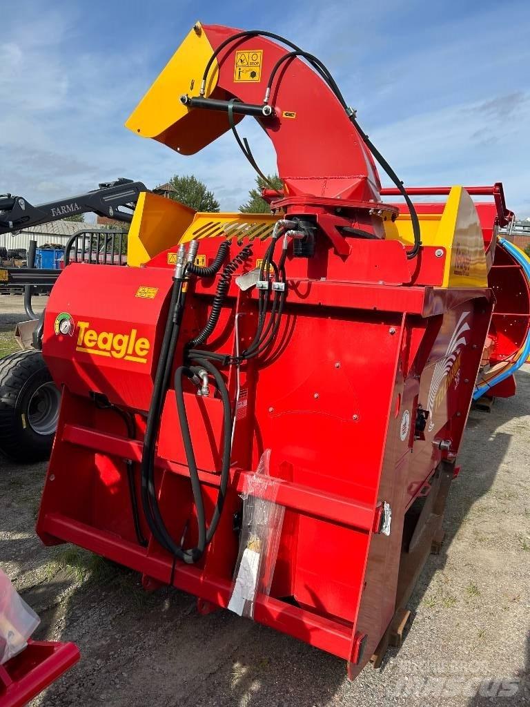 TEAGLE Telehawk T2 Bale shredders, cutters and unrollers