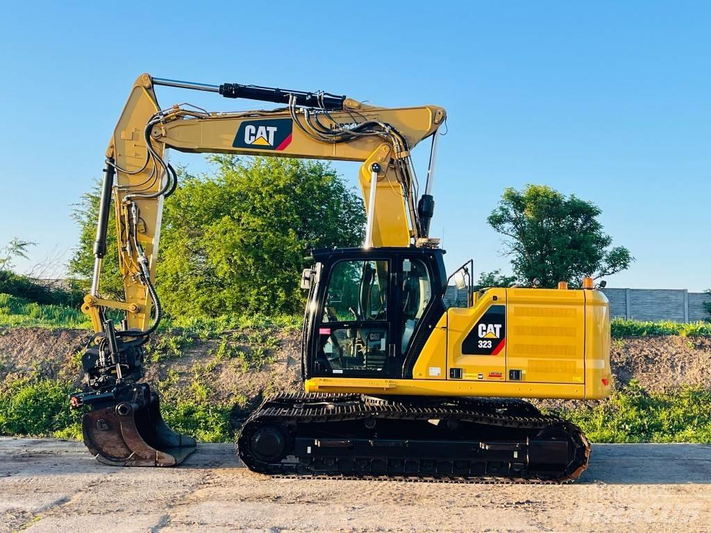 CAT 323 Crawler excavators
