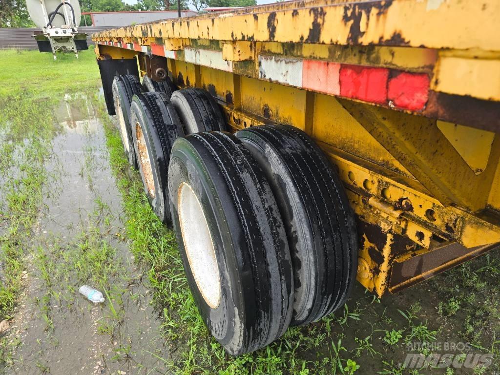 Trail King 3axleFBS Flatbed/Dropside trailers