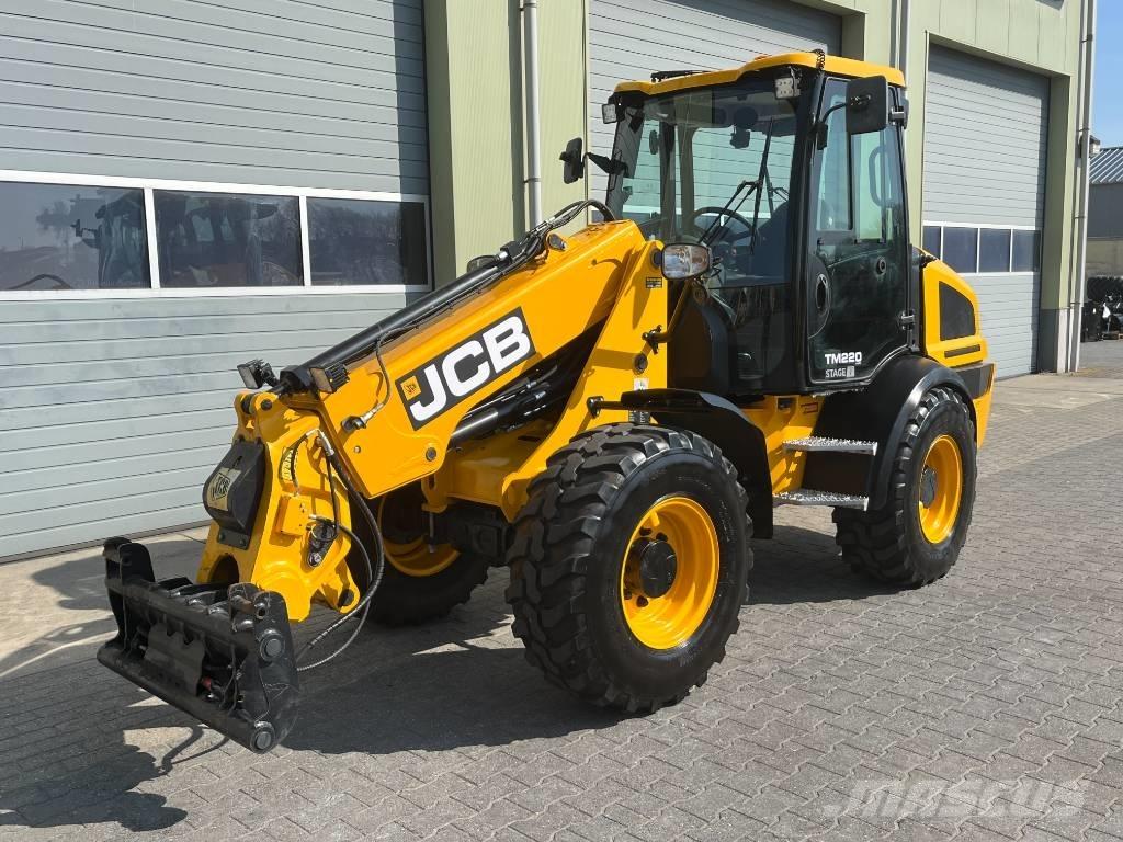 JCB TM 220 Telehandlers for agriculture
