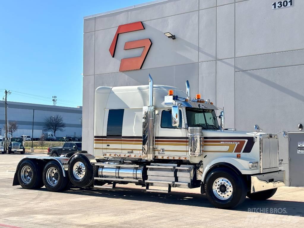 Western Star 4900 EX Tractor Units
