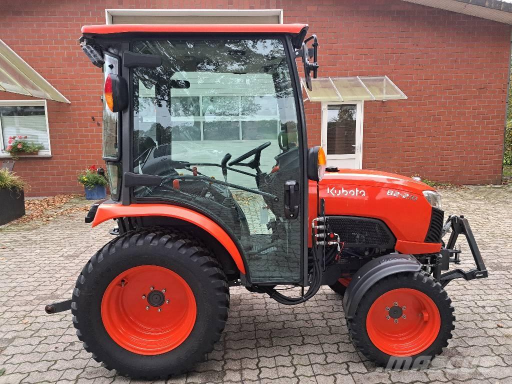 Kubota B2231 H-C Tractors