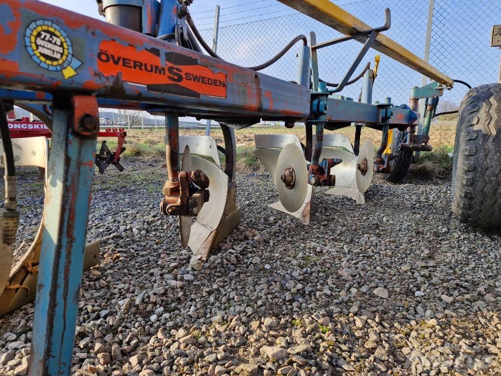 Överum Tegplog Conventional ploughs