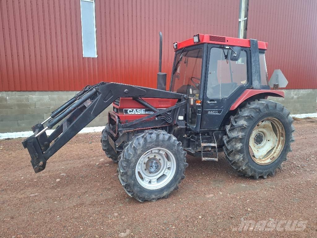 Case IH 885 XL Tractors