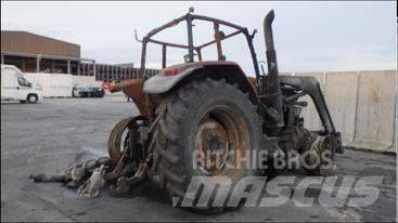 CASE 110    Tuz Booms and arms
