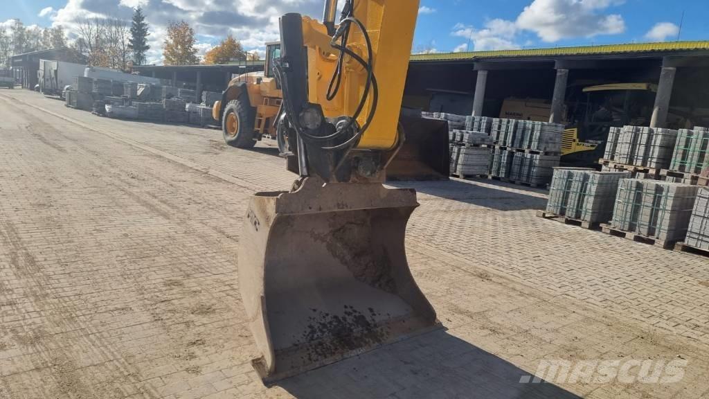 JCB JS 220 LC Crawler excavators