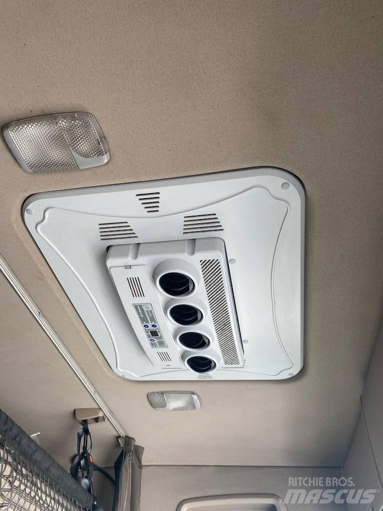 Scania R 490 Tractor Units