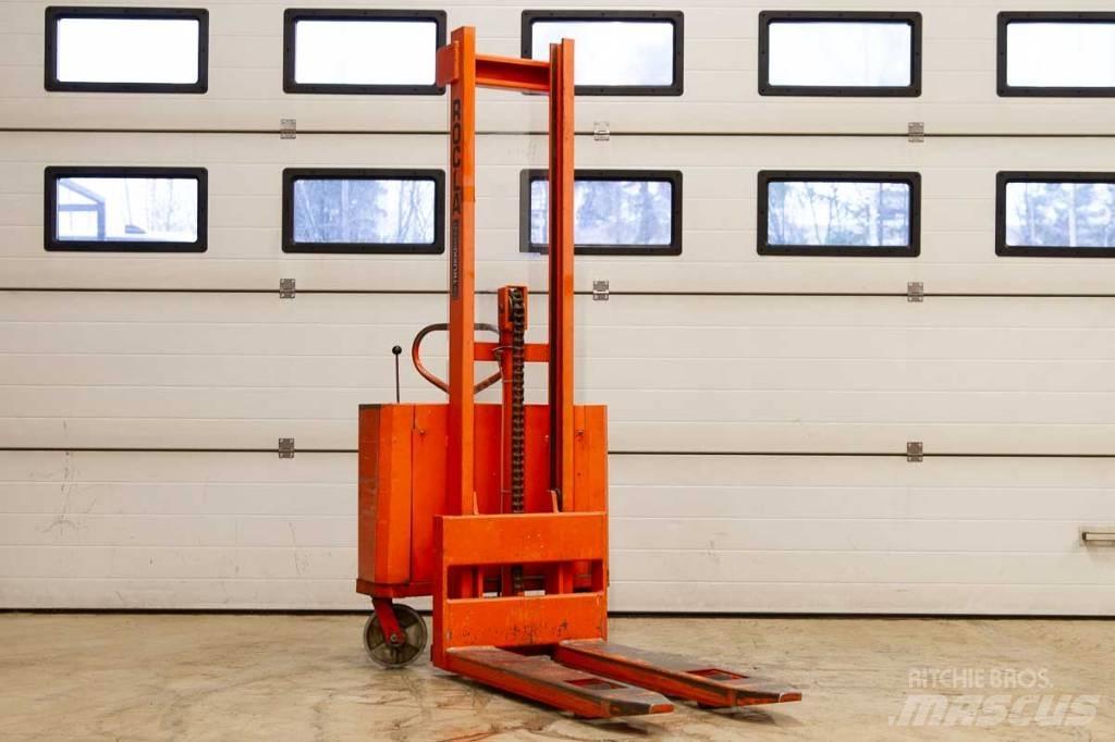 Rocla PVA-101 Pedestrian stacker