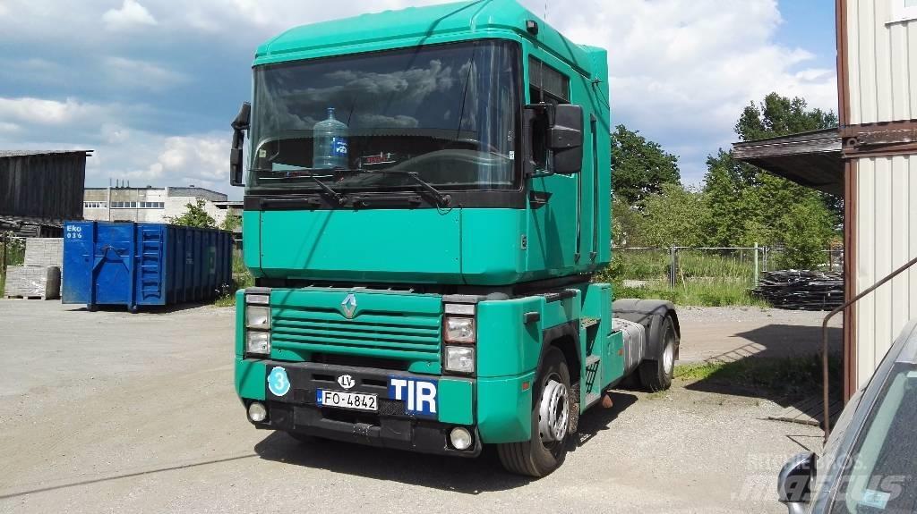 Renault MAGNUM Tractor Units